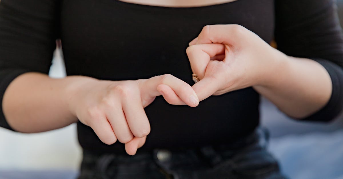 Why Completely-in-Canal (CIC) Hearing Aids Are a Popular Choice