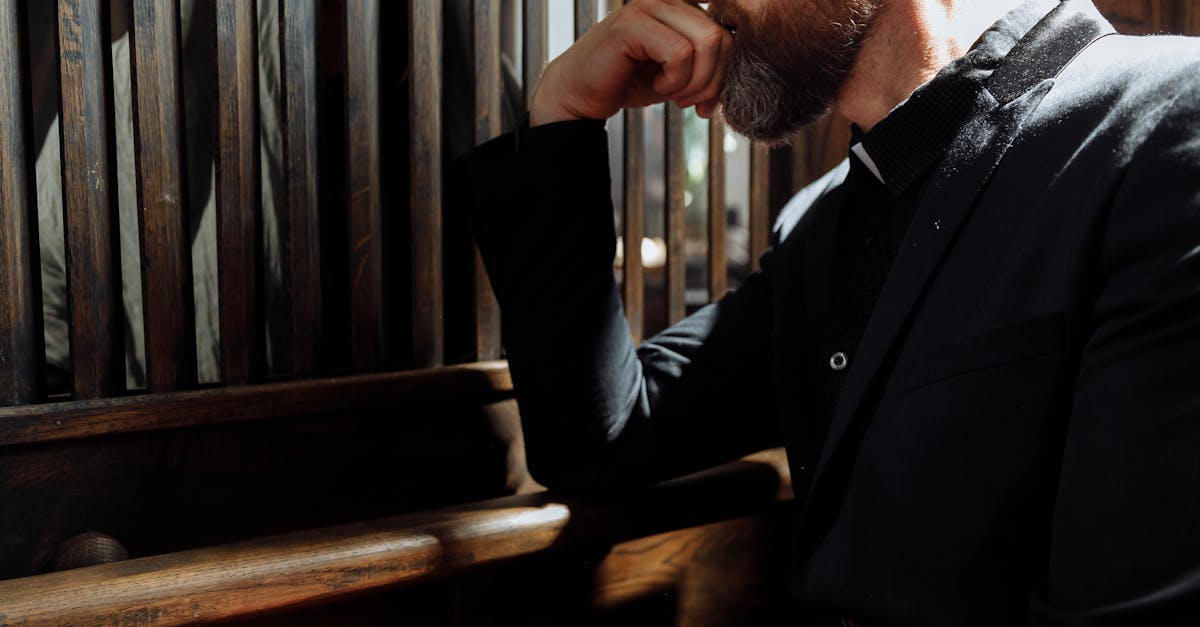 Why Receiver-in-Canal (RIC) Hearing Aids Are a Popular Choice